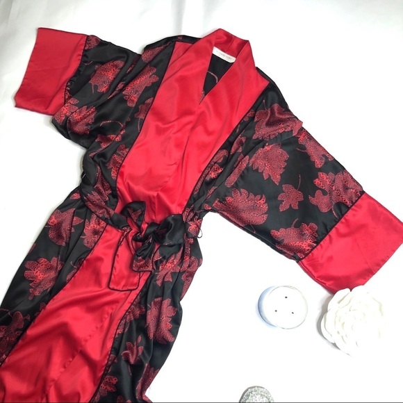 Victoria Secret Collection Satin Kimono - Picture 1 of 10